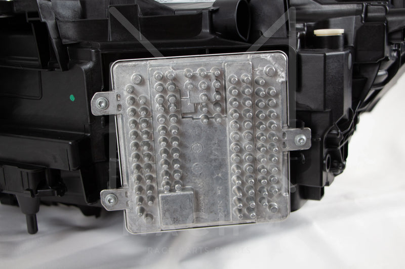 Laden Sie das Bild in Galerie -Viewer, BMW Original LCI adaptive LED Scheinwerfer Black Line / LCI LED adaptive Headlights für BMW M3 G80/G81 / M4 G82/G83