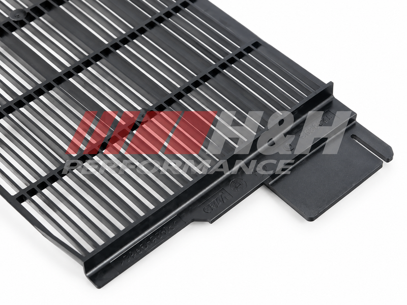 Load image into Gallery viewer, BMW Steinschlagschutz Gitter unten / Stone chip Guard down für BMW M3 G80/G81 / M4 G82/G83 - 17119882366
