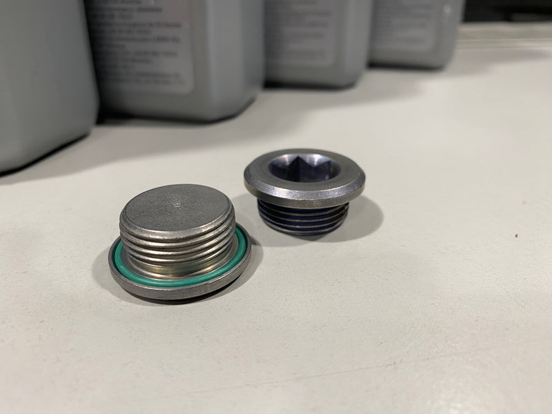 Laden Sie das Bild in Galerie -Viewer, BMW Hinterachs-Getriebe Ölwechsel-Kit