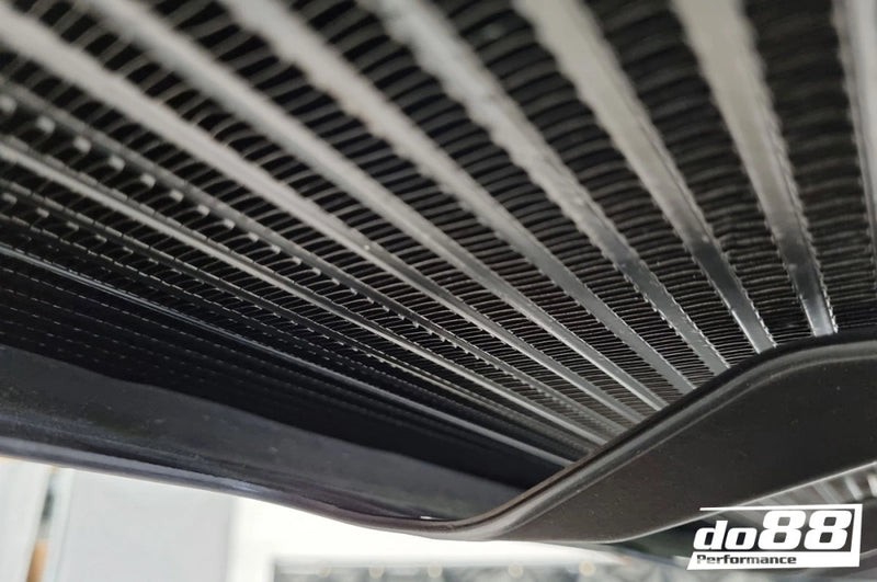 Laden Sie das Bild in Galerie -Viewer, do88 Performance Motorölkühler für BMW M3 F80 / M4 F82/F83 S55