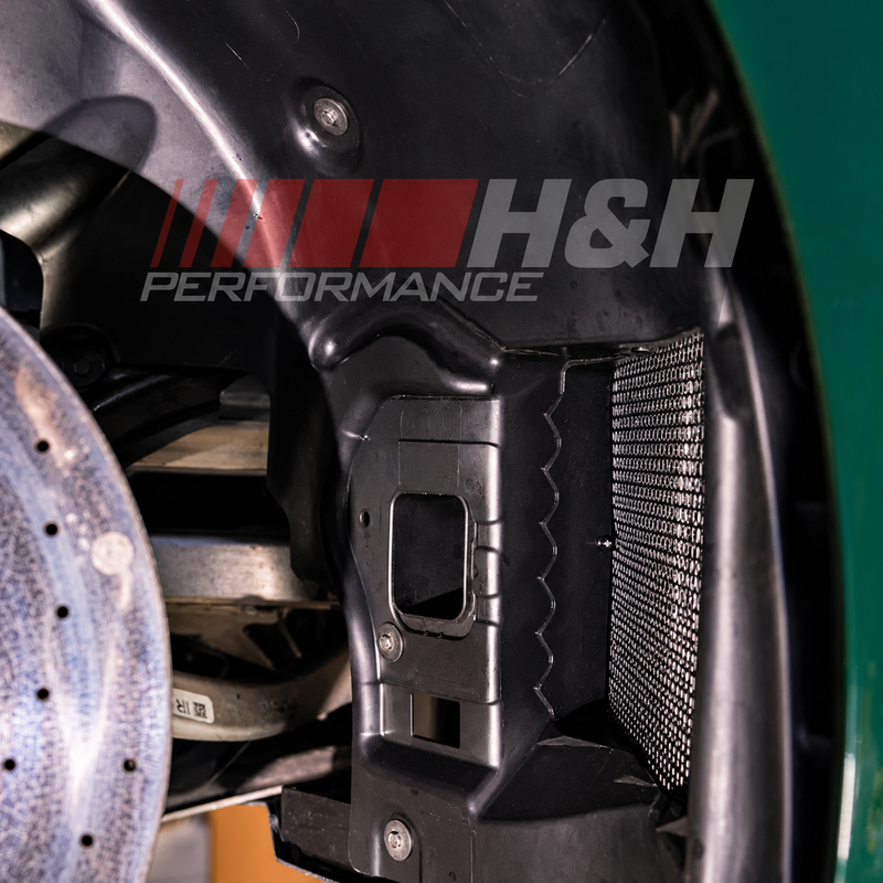 Laden Sie das Bild in Galerie -Viewer, H&amp;H Performance | Radhaus Gitter / Race Gitter / Enhanced Clearance Front Wheel Arch Kit für BMW M2 G87
