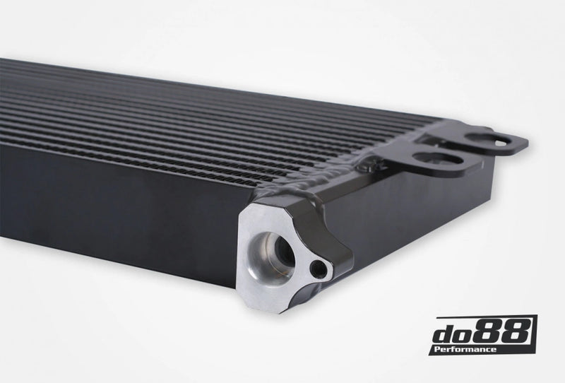 Load image into Gallery viewer, BMW F8X M2C M3 M4 engine oil cooler racing 
