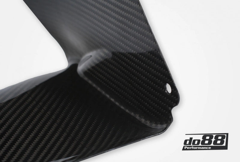 Load image into Gallery viewer, BMW F8X M3 M4 Side Intercooler Water Cooler 
